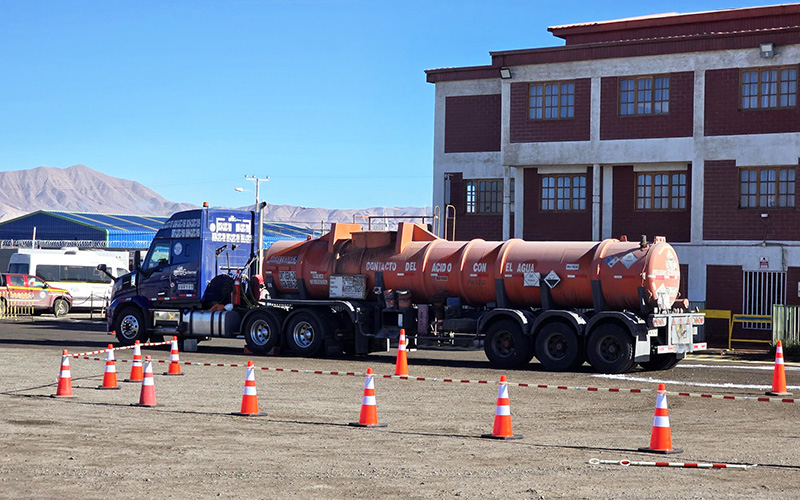 Simulacro en terreno fortalece cultura preventiva proactiva en la cadena logística del ácido sulfúrico