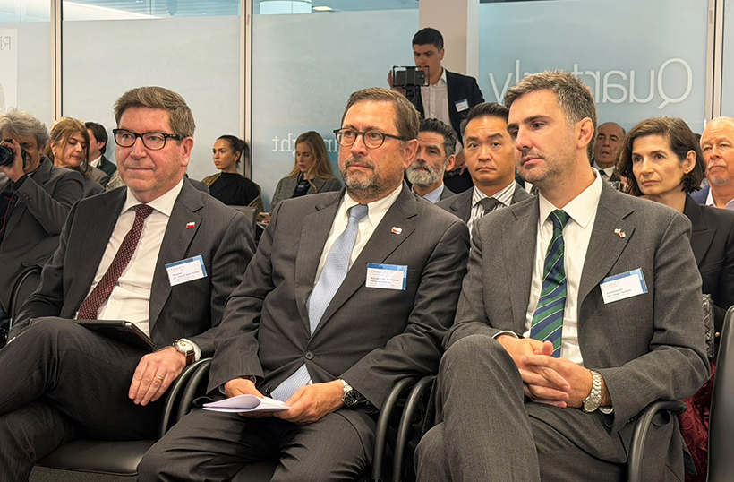 Chile presenta en Londres su estrategia para atraer inversión minera