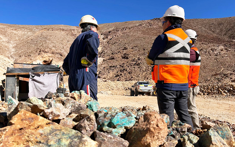 Agrumin cuestiona alcance de cambios a patentes mineras aprobados por comisión del Senado