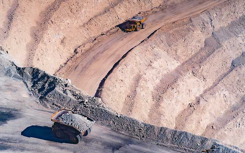 Minería registra alza de 4,6% y lidera el aumento del IPP de Industrias en mayo