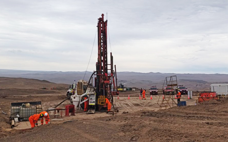 Pampa Camarones perforará nuevos objetivos para extender recursos y evaluar depósitos en su distrito minero