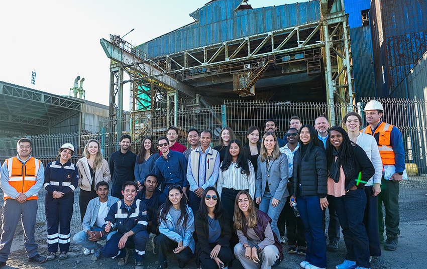 Delegación de la Universidad de Stanford visita Codelco Ventanas por agenda de sustentabilidad